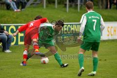 Landesliga SV Manching - TSG Thannhausen  - Bielicz Kryspin foult seinen Gegenspieler Keyßner Simon - Foto: Jürgen Meyer