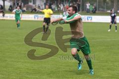 Landesliga Südwest - SV Manching - FV Illertissen II - Antonio Giordano erzielt den Ausgleich zum 1:1 Tor Jubel