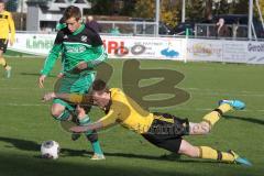 FC Gerolfing - SE Freising - Florian Ihring (grün Gerolfing) - Schredl Andreas(gelb Freising) - Foto: Jürgen Meyer