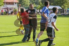 Relegation - Türkisch SV Ingolstadt - TSV Lichtenau 2:1 - Aufstieg in Kreisliga - Sieg für Türkisch, Trainer Günay Gürses lässt sich feiern