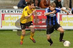 TSV Großmehring - ST Scheyern - Dominik Sonner 	(blau Großmehring) - Nico Seepe  (gelb Scheyern - Foto: Jürgen Meyer