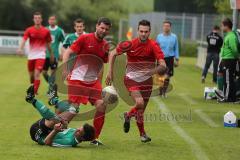 Bezirksliga - TSV Kösching - SV Karlshuld - unten Matthias Stegmeir (SV), motte Dominik Poppeler (TSV) und rechts Martin Obliner (TSV) Kampf um den Ball