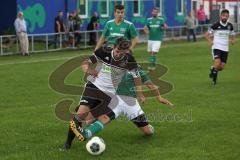 Lottocup 2014 - Türkisch SV Ingolstadt - TSV Jetzendorf 5:0 - Ali Erbas setzt sich gegen die Jetzendorfer Verteidiger durch und wird dann von den Beinen geholt