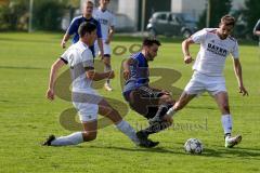 TSV Großmehring - FC Mindelstetten - Markus Braun #18 Großmehring blau - Helmut Ott #2 Mindelstetten weiß links - Foto: Jürgen Meyer