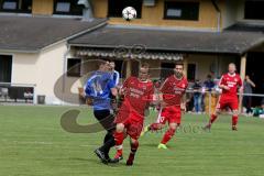 Kreisklasse - VFB Friedrichshofen - TSV Großmehring - Daum Florian (rechts rot Friedrichshofen) - Mayr Tobias (blau Großmehring) - Foto: Jürgen Meyer