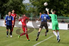 Kreisklasse - VFB Friedrichshofen - TSV Großmehring - Fichtner Andreas (#4 Friedrichshofen) - Di Terlizzi Giuseppe (#9 Großmehring) - Pfliegl Fabian (Torwart Friedrichshofen) - Foto: Jürgen Meyer