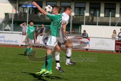 Kreisliga - TSV Gaimersheim - FC Geisenfeld - Feisenberger David #3 grün Geisenfeld - Dörfler Peter #10 weiss Gaimersheim - Foto: Jürgen Meyer