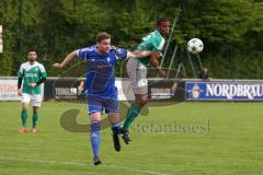 Landesliga Südost - FC Gerolfing - FC Deisenhofen - rechts in der Luft Itua Sadadi (9 FCG)