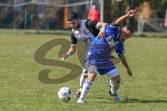 Kreisklasse 2 - SV Hundszell - FC Fatih Ingolstadt - Fardin Gholami #11 schwarz Fatih Ingolstadt - Ömer Sali Moustafa #10 blau Hundszell - Foto: Jürgen Meyer