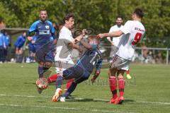 Kreisliga - SV Kasing - TSV Grossmehring - Benedikt Huber blau Großmehring - Jan Witek #9 Kasing weiß - Foto: Jürgen Meyer