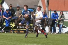 Kreisliga - SV Kasing - TSV Grossmehring - Fabian Risch blau Großmehring - Foto: Jürgen Meyer