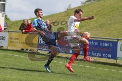 Kreisliga - SV Kasing - TSV Grossmehring - Michael Kaps blau Großmehring - Franz Zacherl weiß Kasing - Foto: Jürgen Meyer