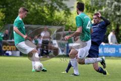 Bezirksliga - SV Manching - TSV Jetzendorf - Burchard Fabian (blau Manching) - Haas Johannes (#4 Jetzendorf) -  -  Foto: Jürgen Meyer