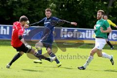 Bezirksliga - SV Manching - TSV Jetzendorf - Burchard Fabian (blau Manching) - Morber Christoph Torwart Jetzendorf - - Foto: Jürgen Meyer