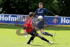 Bezirksliga - SV Manching - TSV Jetzendorf - Burchard Fabian (blau Manching) - Morber Christoph Torwart Jetzendorf - - Foto: Jürgen Meyer