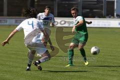 Bezirksliga Oberbayern Nord - SV Manching - ESV München 1:0 - rechts Manuel Mayer zieht ab