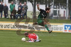 BZL Oberbayern Nord - Saison 2016/17 -  SV Manching - FC Schwabing München - Ziegler Nico grün Manching - Bizzotto Umberto rot Schwabing - Foto: Jürgen Meyer