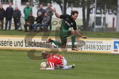 BZL Oberbayern Nord - Saison 2016/17 -  SV Manching - FC Schwabing München - Ziegler Nico grün Manching - Bizzotto Umberto rot Schwabing - Foto: Jürgen Meyer