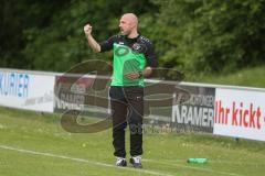 BZL Oberbayern Nord - SV Manching - Kirchheimer SC - Thomas Andreas Trainer SV Manching bejubelt den 1:1 Ausgleichstreffer - - Jubel - Foto: Jürgen Meyer