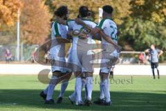 BZL Oberbayern Nord - SV Manching - SC Grüne H. Ismaning - Nico Ziegler freut sich über den 1:1 Ausgleichstreffer durch Marco Witasek - Christopher Haas #9 weiss Manching - Foto: Jürgen Meyer