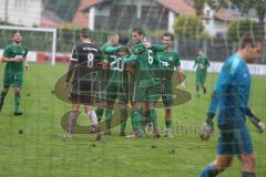 BZL Oberbayern Nord - SV Manching - SV Sulzemoos -  Kurz, Thomas grün Manching tritt per Elfmeter zum 4:1 Führungstreffer - Kronschnabl, Maximilian
 Torwart Sulzemoos - jubel -  Foto: Jürgen Meyer