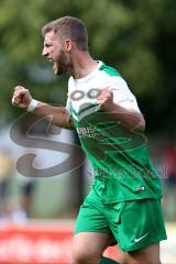 Landesliga 2015/16 - SV Manching - ASV Dachau - Claudio Maritato #4 grün Manching schiesst den 1:1 Ausgleichstreffer - Foto: Jürgen Meyer