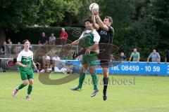 Landesliga 2015/16 - SV Manching - FC Ismaning - Azad El-Mahmod grün Manching - Emilio Pingitore Torwart Ismaning - Foto: Jürgen Meyer