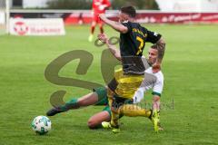 Landesliga Südost - SV Manching - TSV Moosach - Stefan Schauer grün Manching - Thomas De Prato schwarz Moosach - Foto: Jürgen Meyer