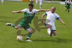 Landesliga 2015/16 - Relegation - SV Manching - SC Kirchheim - Geyer Christopher grün Manching - Martin Eugen weiß Kirchheim - Foto: Jürgen Meyer