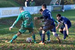 Kreisklasse - SV Manching II - TSV Jetzendorf - Maier Patrick #7 blau Manching - Wehrle Julius #5 grün Jetzendorf - Lehmaier Michael #11 grün Jetzendorf - Foto: Jürgen Meyer