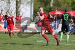 Kreisliga - TSV Ebenhausen - SV Manching II - Felix Olbrich rot Ebenhausen schiesst den 1:0 Führungstreffer - jubel - Foto: Jürgen Meyer