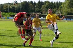 Kreisklasse - SV Zuchering - FC Hettenshausen - Eike Manske #2 gelb Zuchering mit Kopfballtor zum 4:1 Endstand - Mathees Chris #5 rot Hettenshausen -  Martin Schreiber #12 rot Hettenshausen - Benedict Geuenich #6 rot Hettenshausen - Foto: Jürgen Meyer