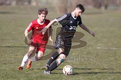 Bezirksliga Oberbayern - TSV Baar/Ebenhausen - SV Sulzemoos - Thomas Wachs schwarz Baar/Ebenhausen - Korbinian Wildgruber rot Sulzemoos - Foto: Jürgen Meyer