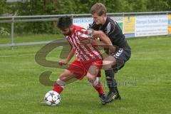 Kreisliga - TSV Baar Ebenhausen - FC Hepberg - Calik Sansar #10 rot Hepberg - Olbrich Lcas #6 schwarz Baar-Ebenhausen - Foto: Jürgen Meyer