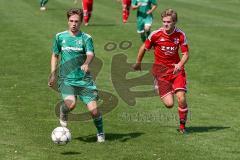 Bezirksliga - TSV Baar/Ebenhausen - TSV Jetzendorf - Lucas Olbrich rot Baar/Ebenhausen - Rene Hamann grün Jetzendorf - Foto: Jürgen Meyer