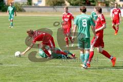 Bezirksliga - TSV Baar/Ebenhausen - TSV Jetzendorf - Nico Kreitmayr rot Baar/Ebenhausen - Alexander Schäffler #11 grün Jetzendorf - Foto: Jürgen Meyer