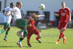 Fußball Bezirksliga - TSV Baar/Ebenhausen - TSV Erding -  Nico Kreitmayr rot Baar/Ebenhausen - Ibrahim Aydemir weiß Erding - Foto: Jürgen Meyer