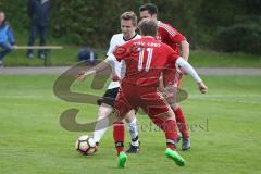 Herren / Kreisliga / Kreis Donau/Isar - TSV Baar-Ebenhausen - TSV Kösching - Pascal Sippl weiß Baar Ebenhausen - Valentin Binder rot Kösching - Foto: Jürgen Meyer