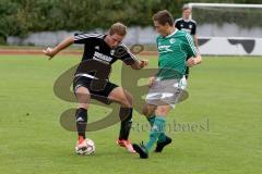 Kreisliga - TSV Gaimersheim - FC Geisenfeld - Marco Hierl schwarz Gaimersheim - Markus Seeber grün Geisenfeld -  Foto: Jürgen Meyer