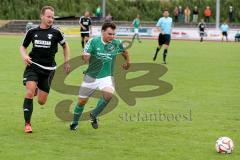 Kreisliga - TSV Gaimersheim - FC Geisenfeld - Peter Dörfler schwarz Gaimersheim - Thomas Amort grün Geisenfeld -  Foto: Jürgen Meyer