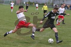 Kreisliga - Türk SV Ingolstadt - TSV Gaimersheim - Marcel Fuhrmann schwarz Gaimersheim - Emre Erdogan weiss Türk SV - Foto: Jürgen Meyer