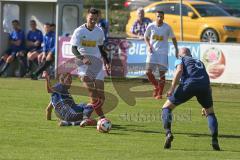 Kreisliga 1 - TSV Großmehring - SV Kasing - Simon Obermeier blau Großmehring foult Christoph Noll weiss Kasing - Foto: Jürgen Meyer