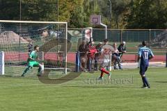 Kreisliga 1 - TSV Großmehring - SV Kasing - Glerdis Ahmeti Kasing trifft zum 3:0 Führungstreffer - Stefan Kern Torwart Grossmehring - Jubel - Foto: Jürgen Meyer