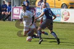 Kreisliga 1 - TSV Großmehring - SV Kasing - Simon Obermeier blau Großmehring foult Christoph Noll weiss Kasing - Foto: Jürgen Meyer