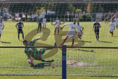 Kreisliga 1 - TSV Großmehring - SV Kasing - Fabian Reichenberger Kasing verwandelt einen Elfmeter - Stefan Kern Torwart Grossmehring - Foto: Jürgen Meyer