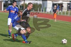 Fußball - Sparkassenpokal - TSV Reichertshofen - TSV Gaimersheim - Peter Dörfler schwarz Gaimersheim - Johannes Wallner blau Reichertshofen - Foto: Jürgen Meyer