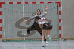 Handball - Frauen - Saison 2024/25 - HC Donau/Paar - HC Sulzb.Rosenb. - Johanna Dirmaier Torwart HC Donau - Paula Eckert weiss Sulzbach #14 - Foto: Meyer Jürgen