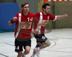 Handball - MTV Ingolstadt - TSV Karlsfeld - Tor - links Tim Müller und rechts Nico Reinecke jubeln