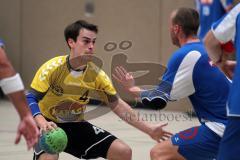 Handball - MTV Ingolstadt - SpVgg Altenerding - links Peter Mesiriak jun.