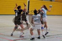 Handball Landesliga Damen HG Ingolstadt-Walkenhofen Corinna Demel steigt hoch zum Wurf Foto: Juergen Meyer